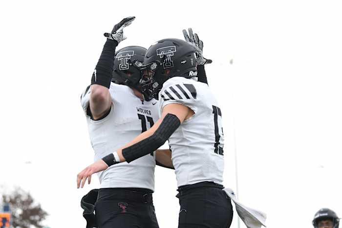 Tualatin.West-Linn.6A-football-semifinal.Leon-Neuschwander.35